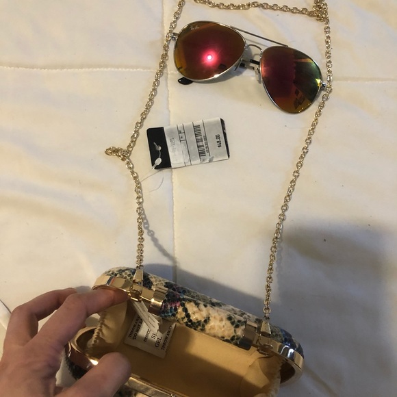 New 2 Cute purses. Selling as a bundle - Picture 6 of 6